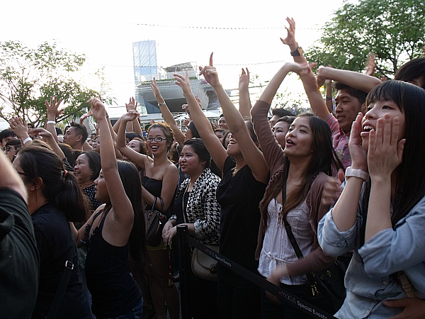 Far East Movement Concert Crowd at Macy's South Coast Plaza