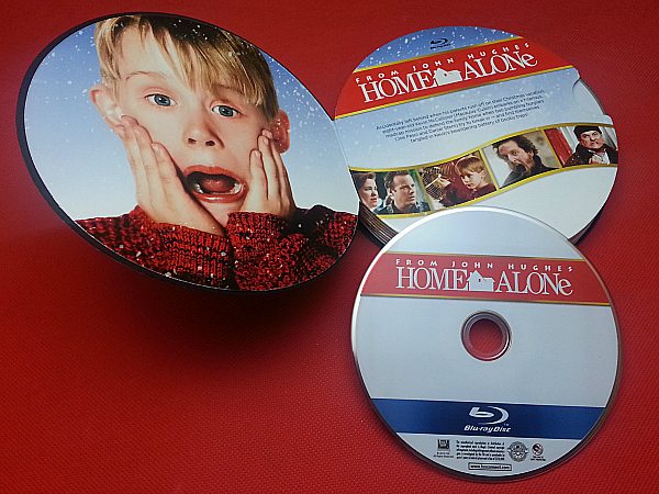 Home Alone Ultimate Collector's Edition Gift Set