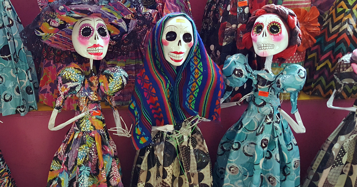 dia de los muertos figures