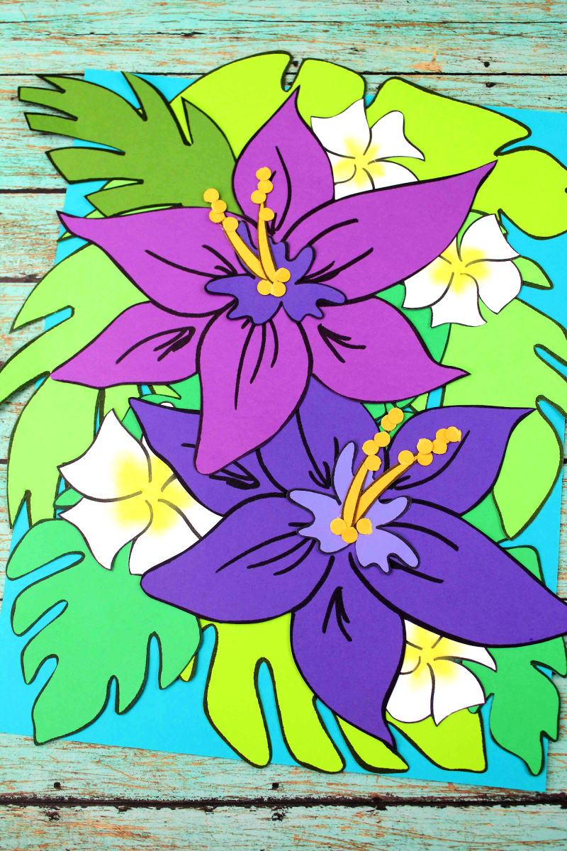 Free Printable Hawaiian Lily Tropical Flower Craft #FlowerCraft #TropicalFlowerCraft #PaperFlowers #HawaiianFlowerCraft #PaperFlowerCraft