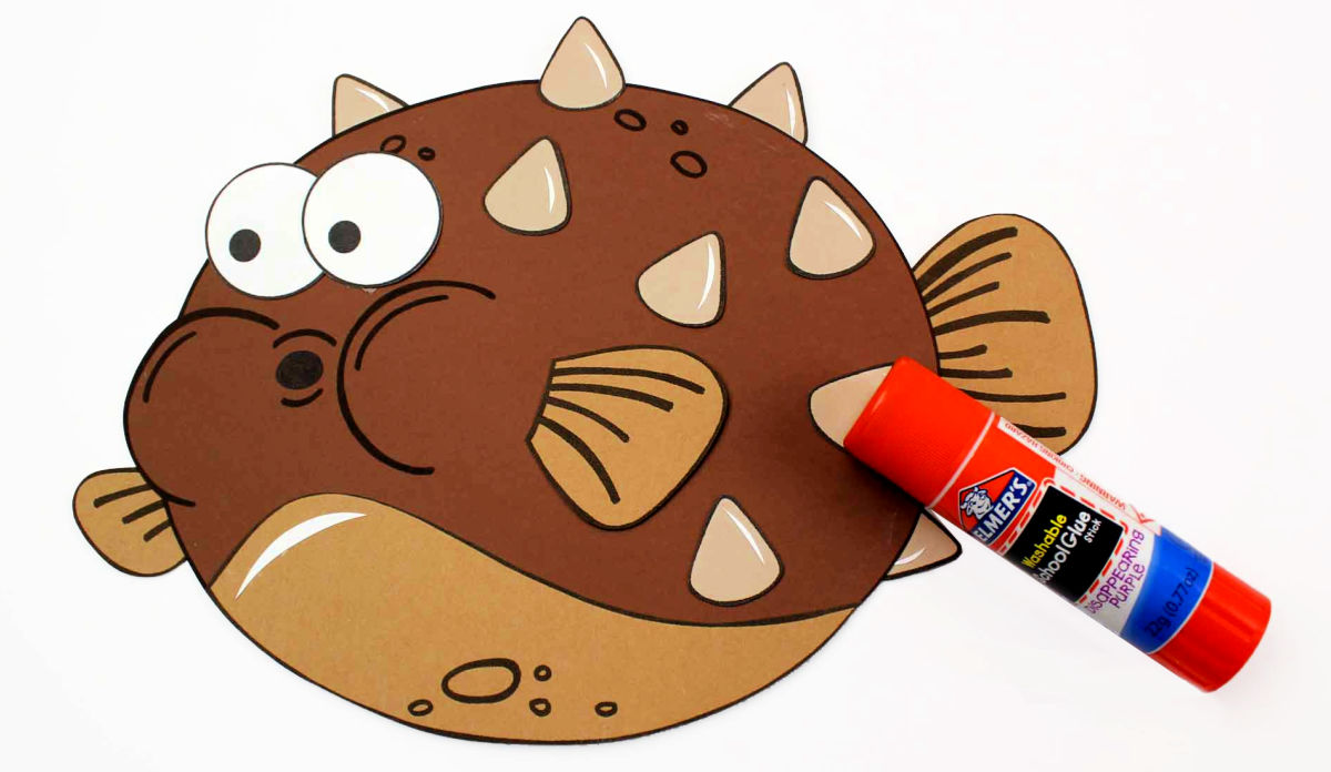 glue paper pufferfish craft