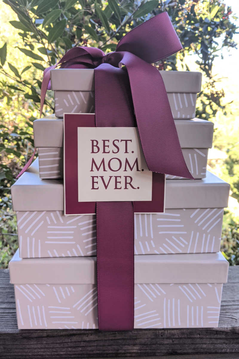 Best Mom Gift Tower for Mother's Day #MothersDayGift