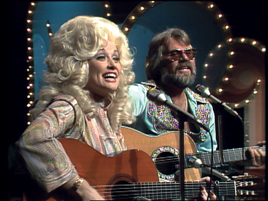 Dolly Parton Singing