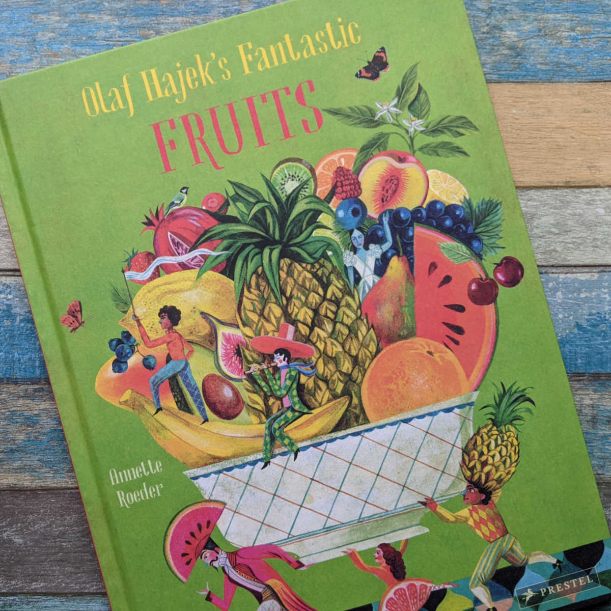 picture book fantastic fruits