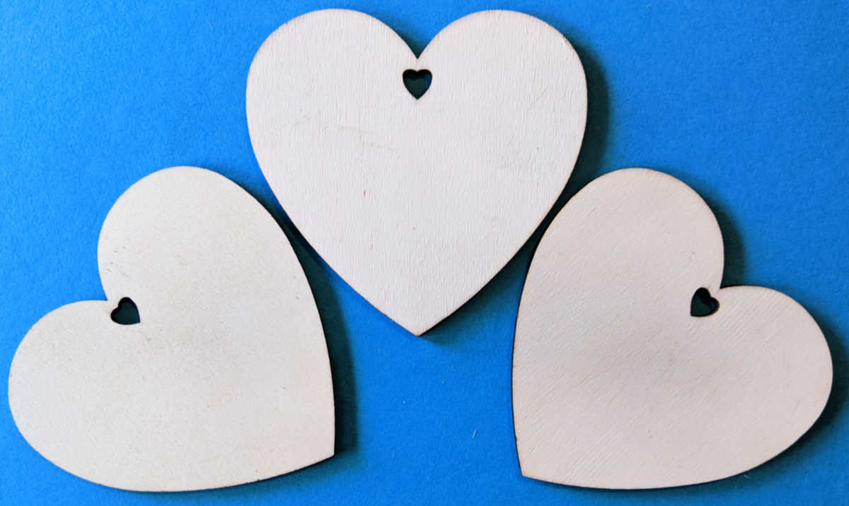 3 unfinished wood hearts