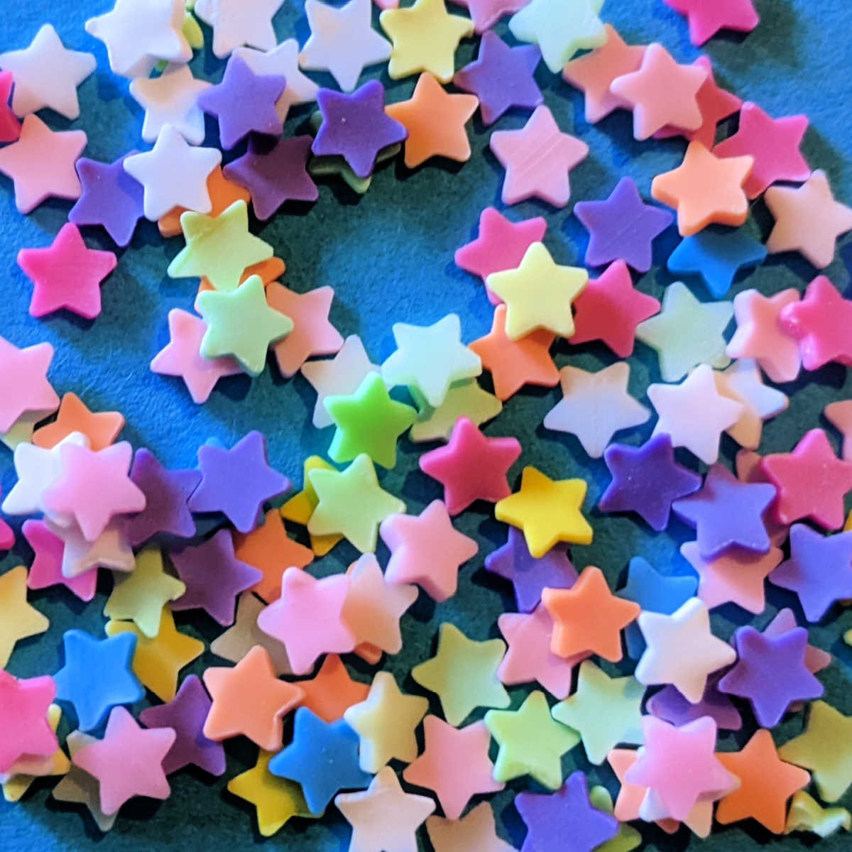 multicolored star polymer confetti