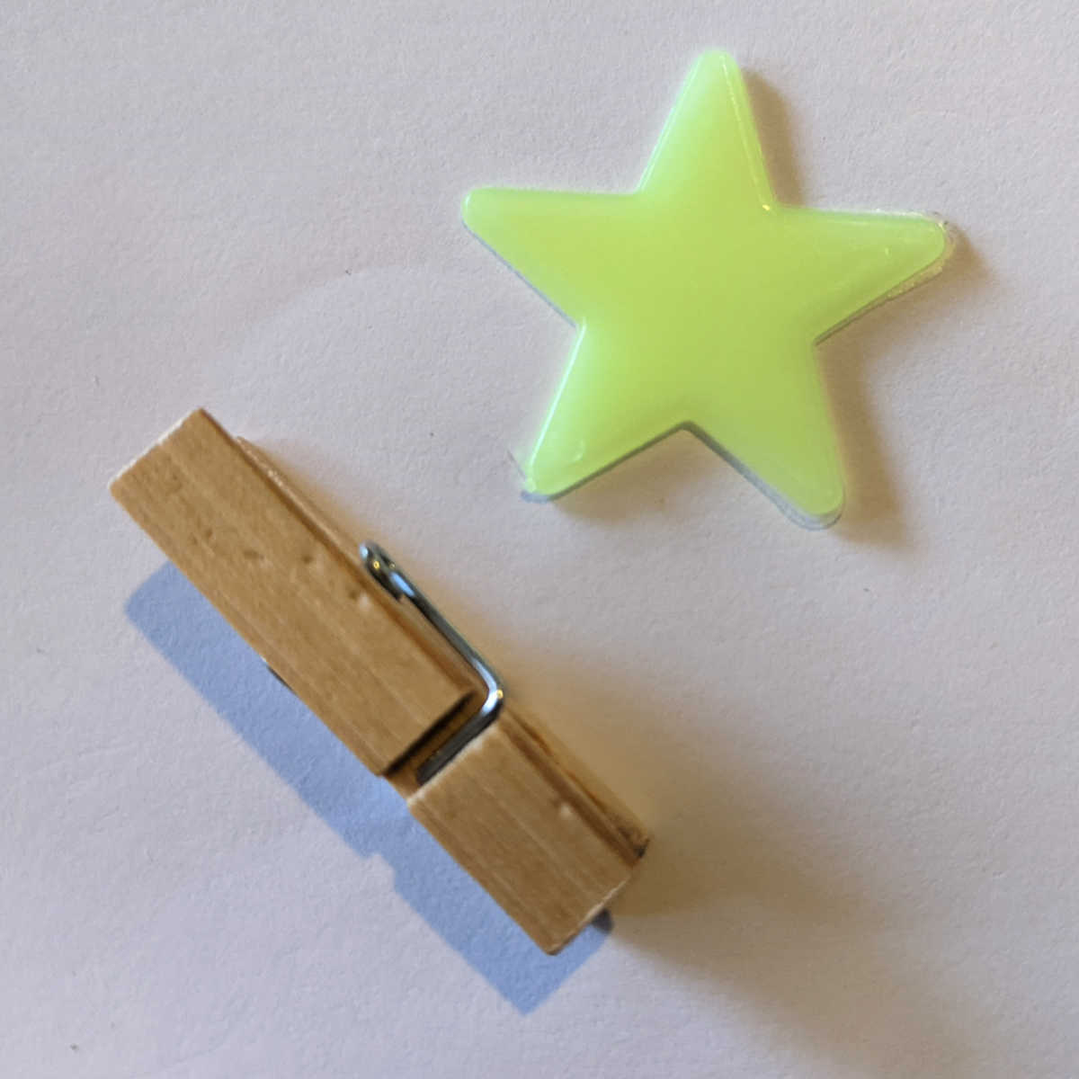 star and mini clothespin