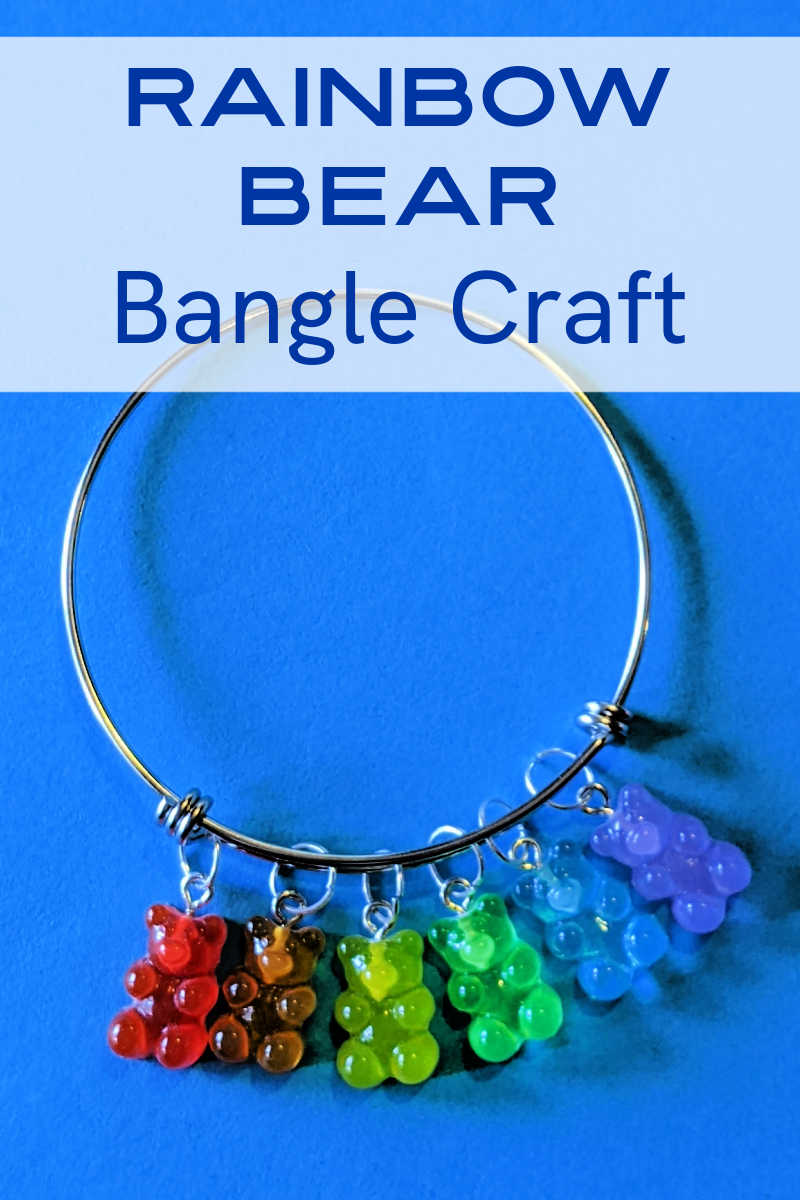 A rainbow bear bangle bracelet is a fun craft that even a beginner can make and, of course, it is cute and fun to wear. 