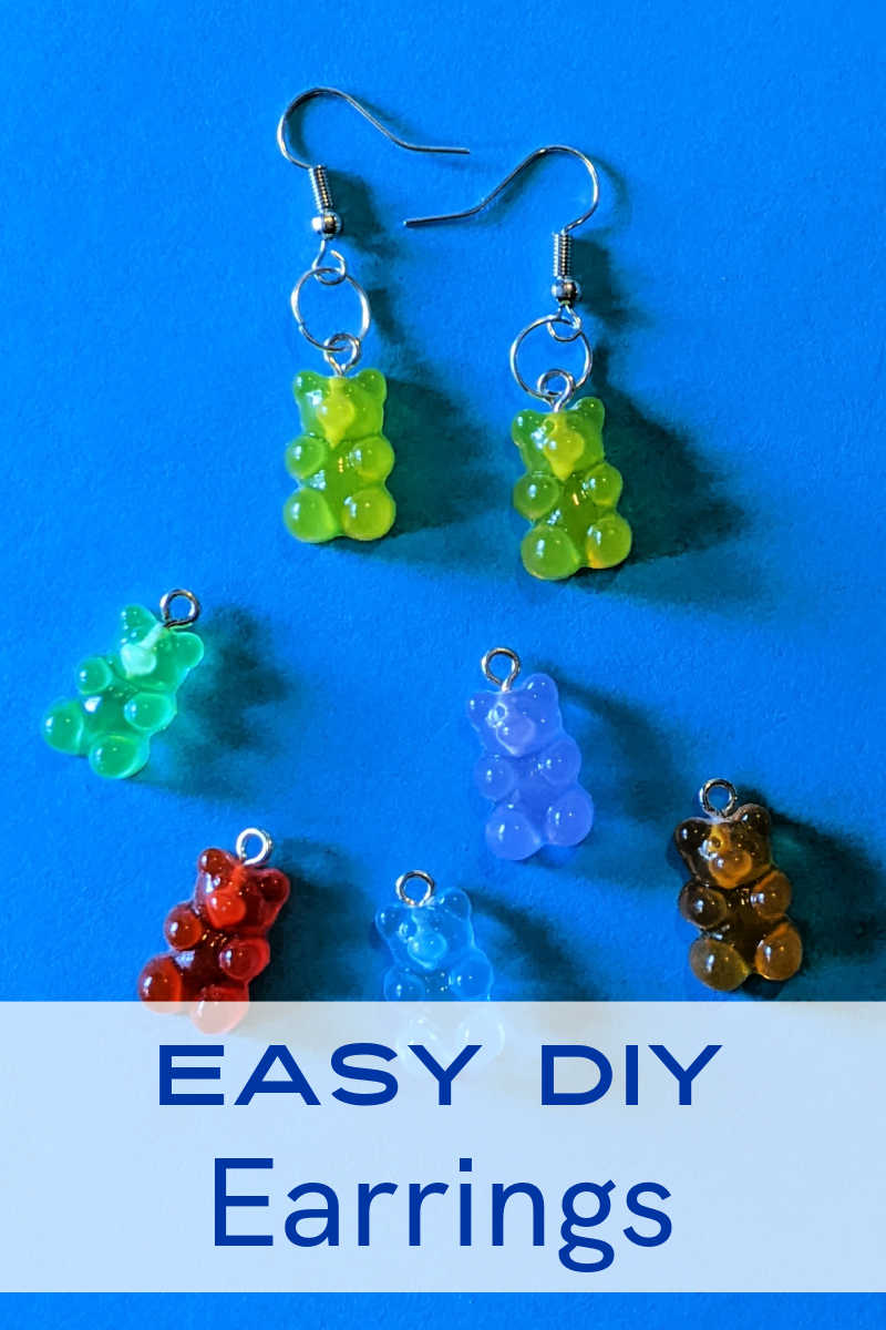 It is quick and easy to make DIY gummy bear earrings, when you use basic supplies and follow these simple instructions. 