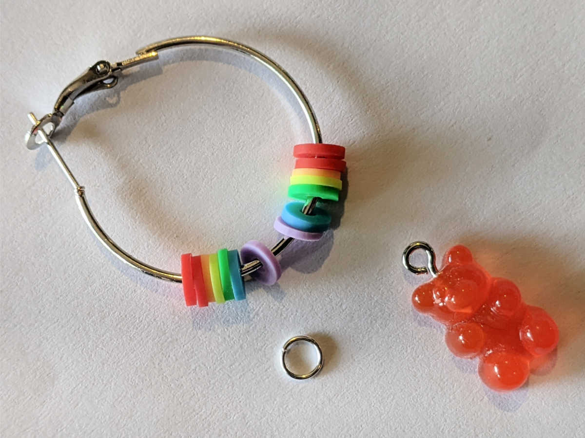 making rainbow earrings