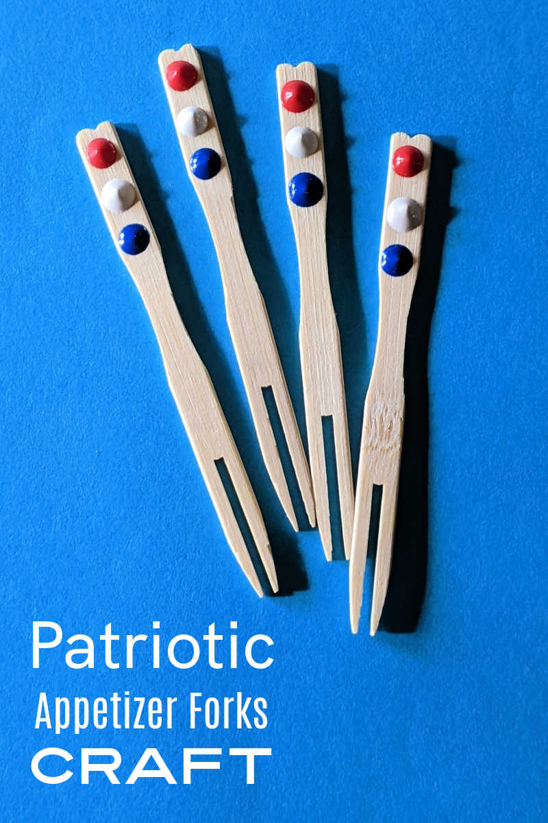 Celebrate the Fourth of July with this easy and festive appetizer fork craft made with bamboo party forks and Tulip Dimensional Paint.