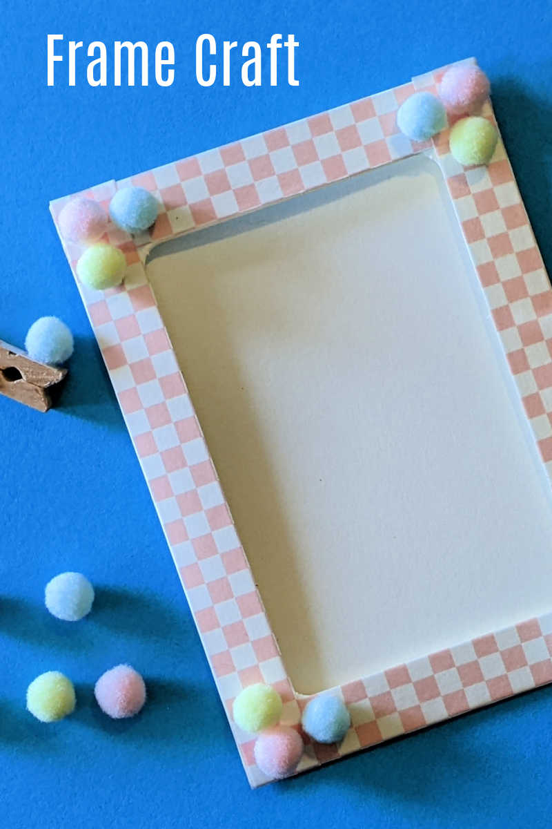 This easy Easter picture frame craft is a whole lot of fun and perfect for kids and adults to do alone or in a group.