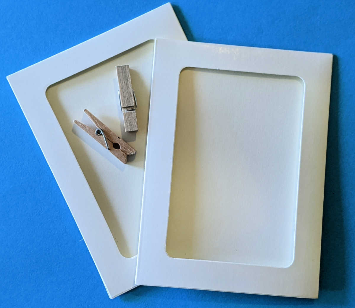 white paper picture frames