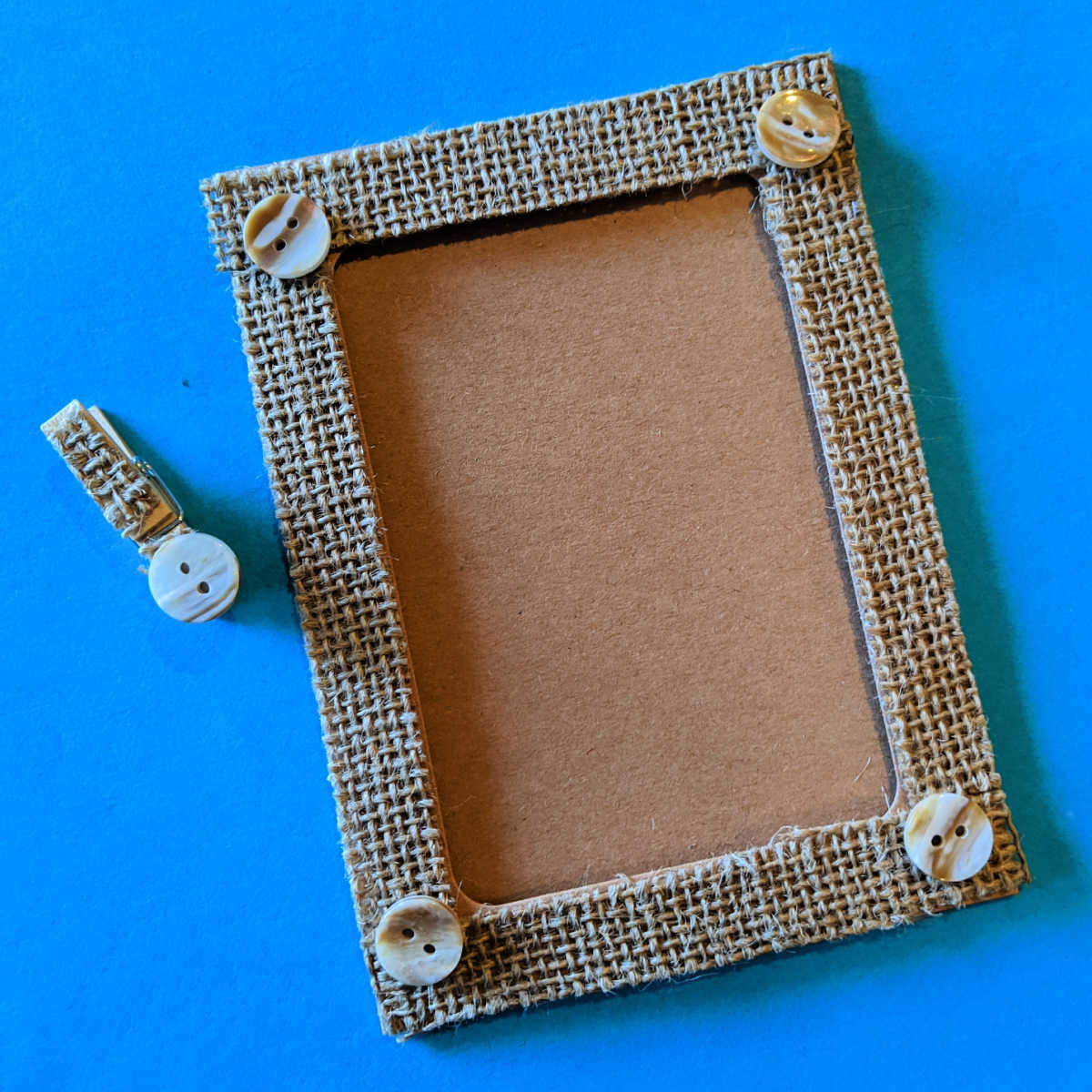 easy farmhouse burlap picture frame craft