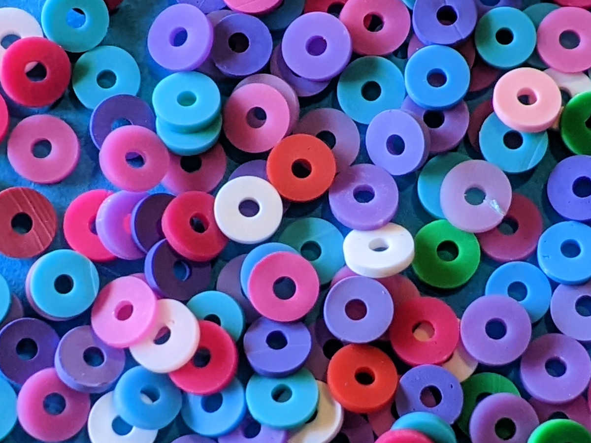 assorted polymer heishi beads
