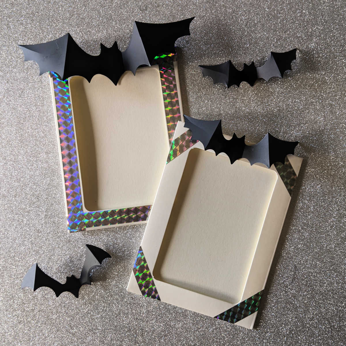 diy halloween bat picture frame