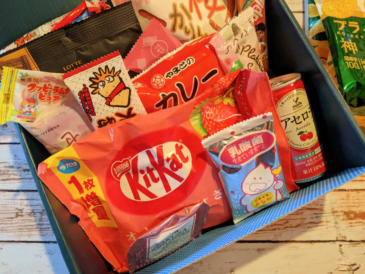 Japanese snack box tokyo treat