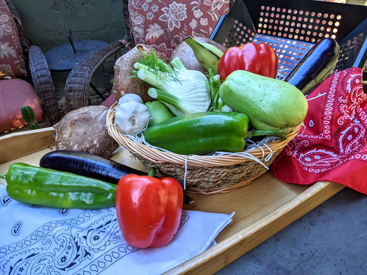 Turn up the heat on your summer gifting and unwrap the deliciousness of Melissa's Grilling Gift Basket. It is packed with fresh, high-quality veggies & a grill wok topper for effortless BBQ fun. 
