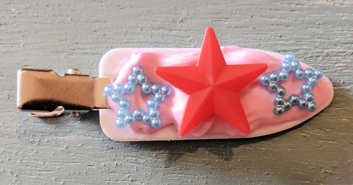 cream glue patriotic hair clip