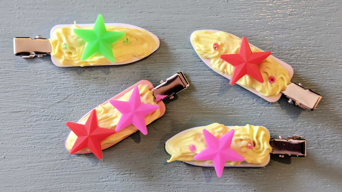 neon star decoden hair clips