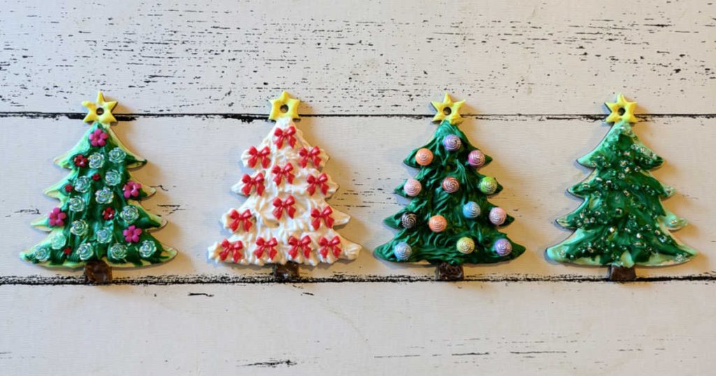 Cream Glue Christmas Tree Ornament Craft - Mama Likes This