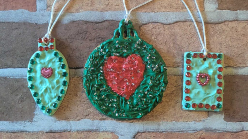 Whipped Cream Glue Grinch Ornament Craft - Mama Likes This