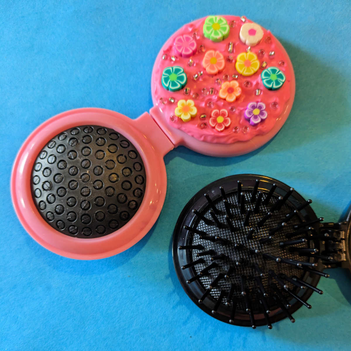 cream glue travel hair brushes