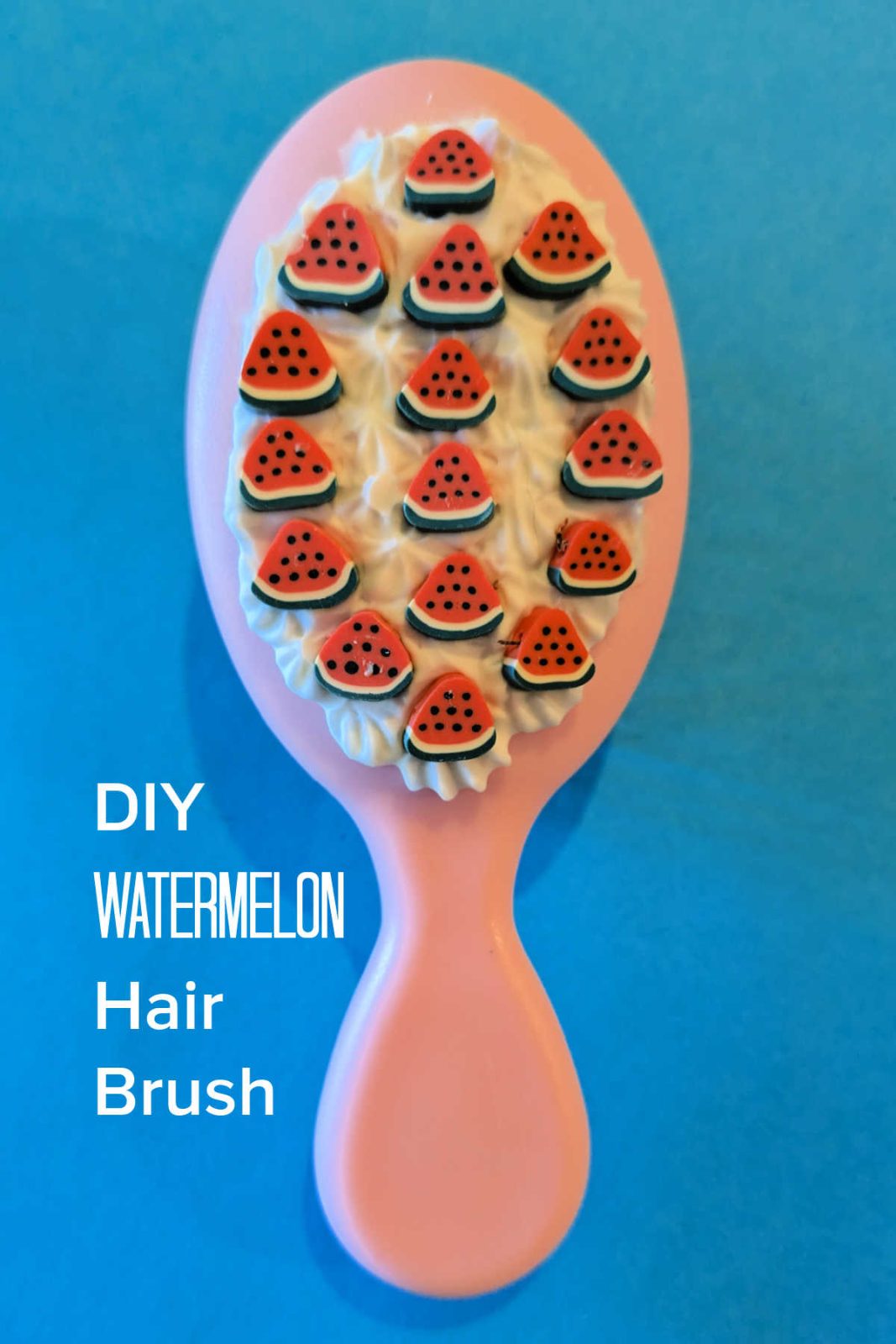 Refresh your hair routine with this DIY Watermelon Hair Brush! This easy and fun craft uses whipped cream glue and adorable watermelon embellishments to create a unique and fruity hair brush.
