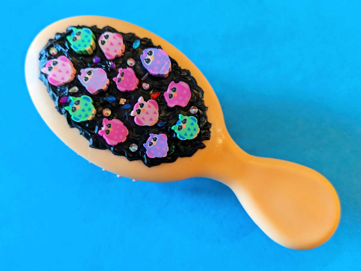 cream glue diy owl hair brush craft
