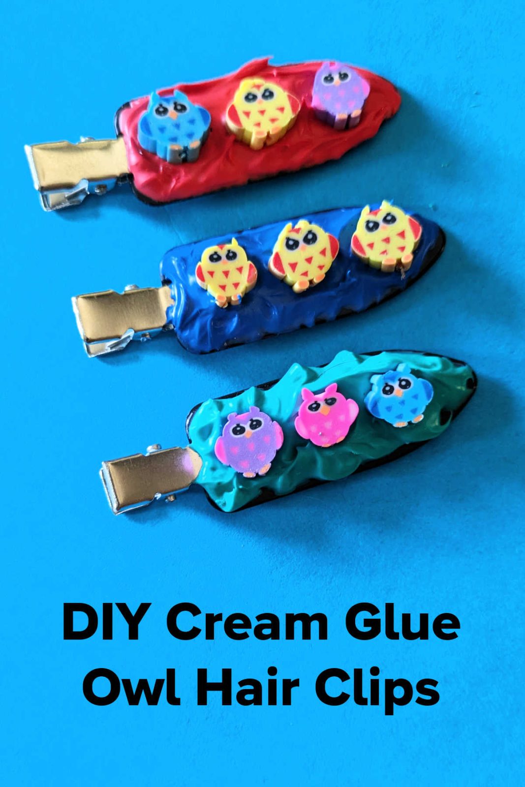 Craft adorable owl hair clips with this easy DIY! Use vibrant cream glue and charming owl-themed embellishments for unique and wise hair accessories perfect for owl enthusiasts.