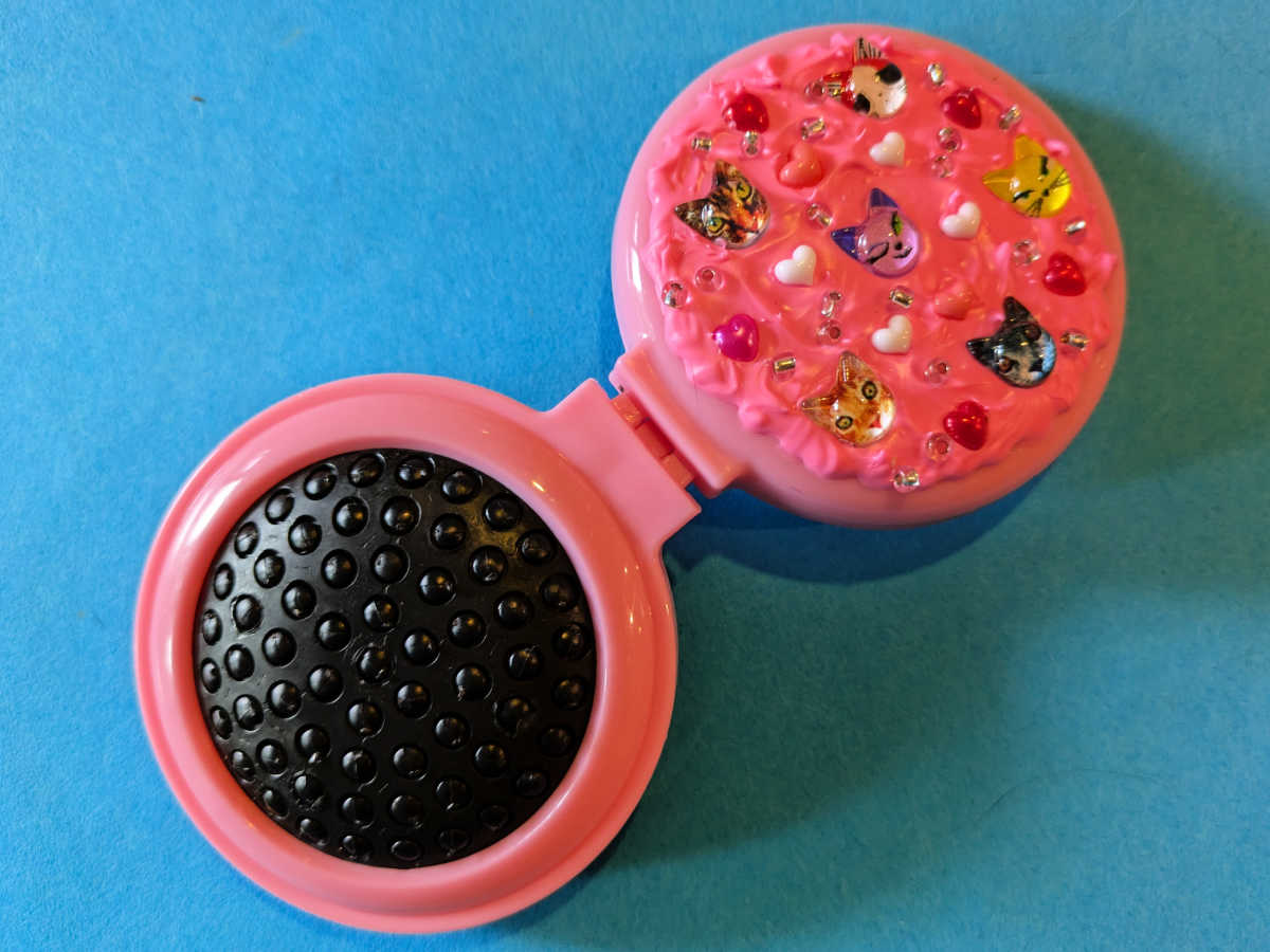 folding travel hair brush