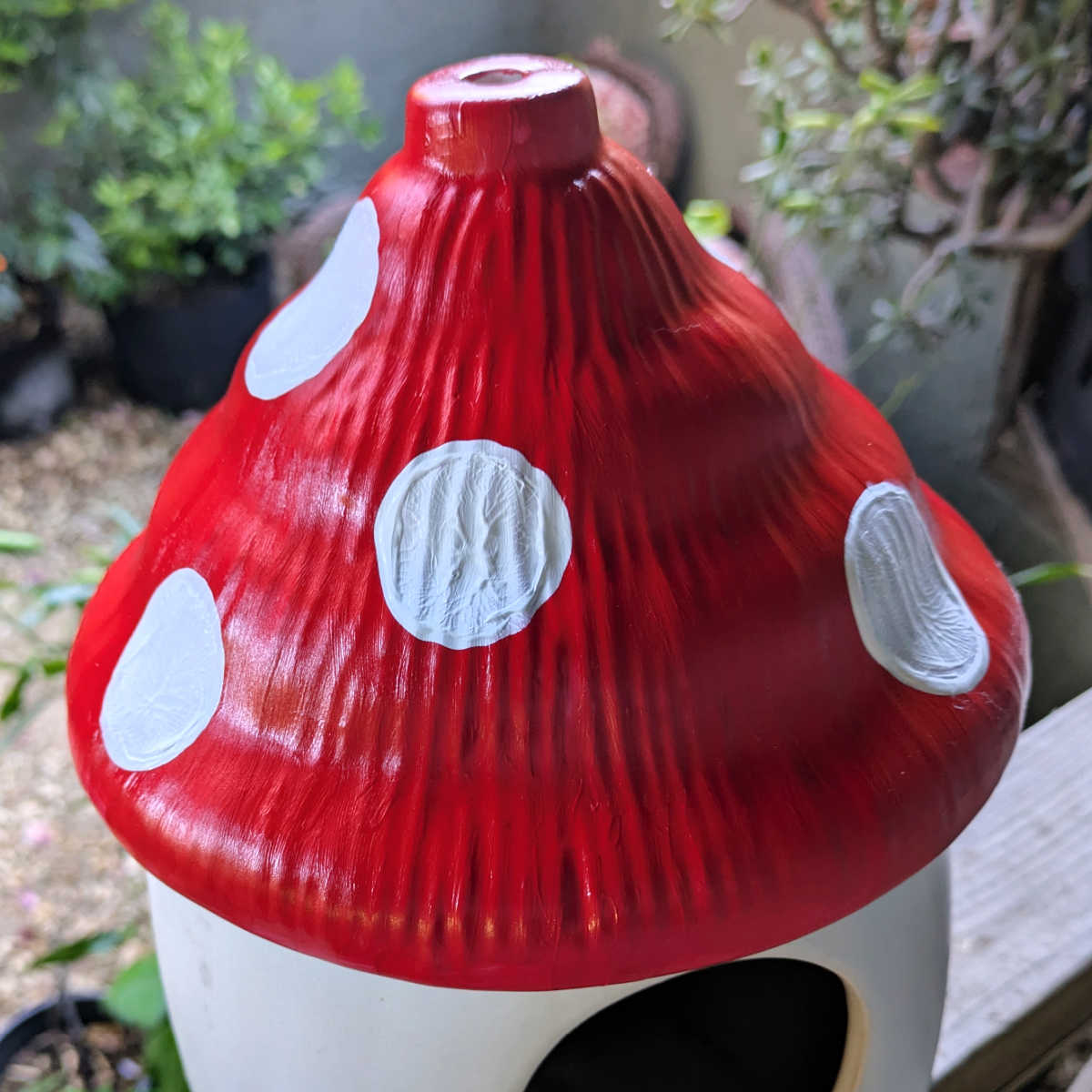painted mushroom birdhouse craft