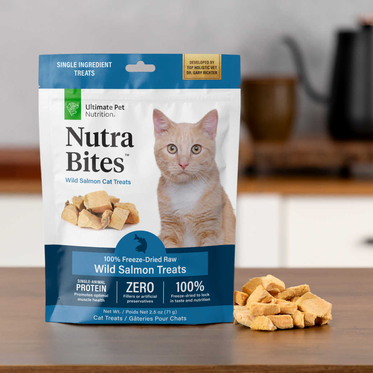 Nutra Bites Cat Treats are freeze dried, single ingredient, raw treats with no fillers. My 3 cats LOVE them and they provide good protein in good sized chunks! 😻
