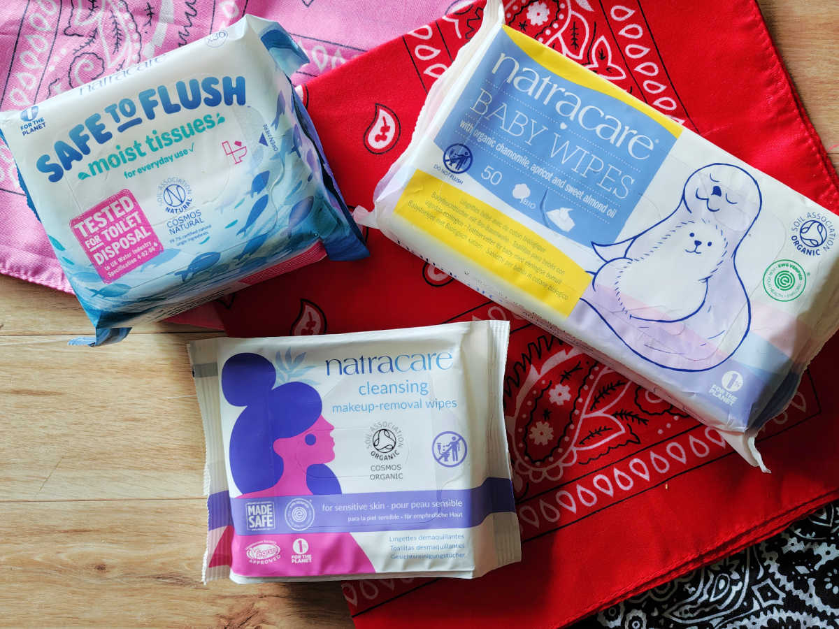 This Natracare Organic Wipes review covers the brand's premium baby wipes, safe-to-flush tissues, and make-up remover wipes. Discover how these high-quality, organic products come in perfectly sized packs that stay fresh for travel, beach trips, and park days.