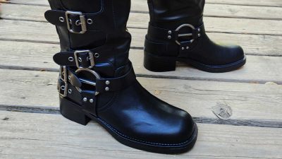black trendy moto boots