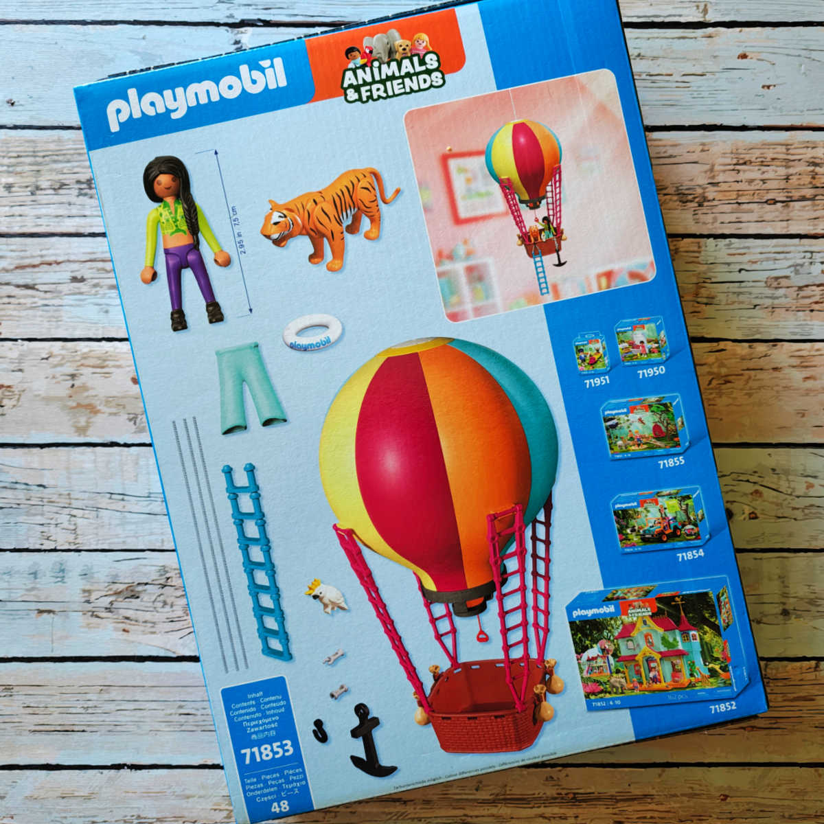 Take imaginative play to new heights with this review of the Playmobil Balloon Ride set! See why this high-quality, hangable toy set, complete with figure, a tiger, and a cockatoo, sparks endless adventure for creative young minds.