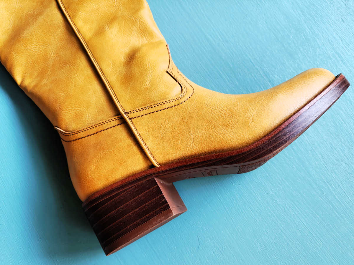 vintage square toe western boots